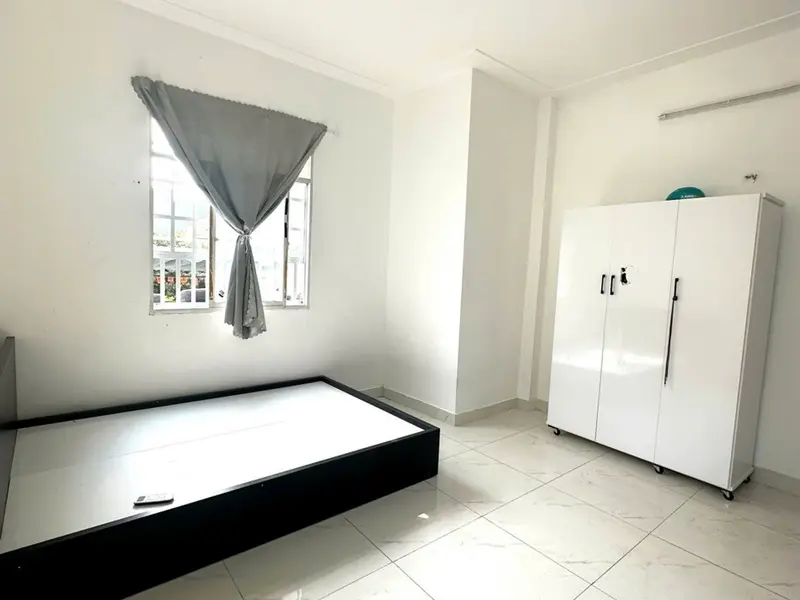 Nhà 3 tầng 4 phòng ngủ ở Tân Sơn Nhì, giá 5,5 tỷ... Bán nhà riêng tại Tân Sơn Nhì, Hồ Chí Minh 01