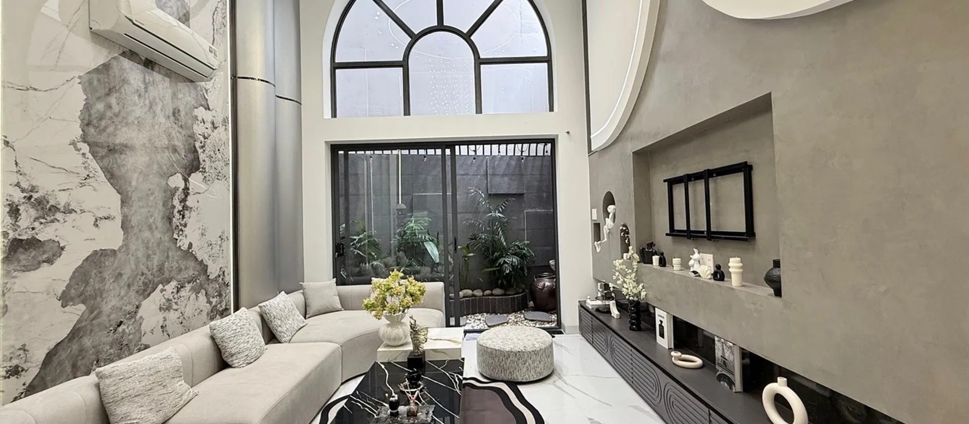 Bán nhà riêng 5 tầng tại quận Phú Nhuận, diện tích 60m2, có thang máy và gara ô tô. 10.9 Tỷ... Bán nhà riêng tại An Hội Tây, Hồ Chí Minh 01