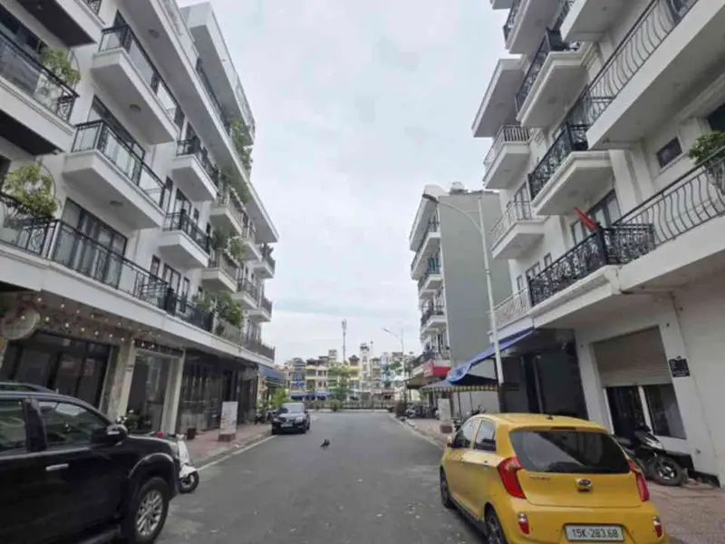 Bán nhà riêng 5 tầng có thang máy tại trung tâm phố đi bộ Thế Lữ, Đông Bắc... Bán nhà riêng tại Hồng Bàng, Hải Phòng 01