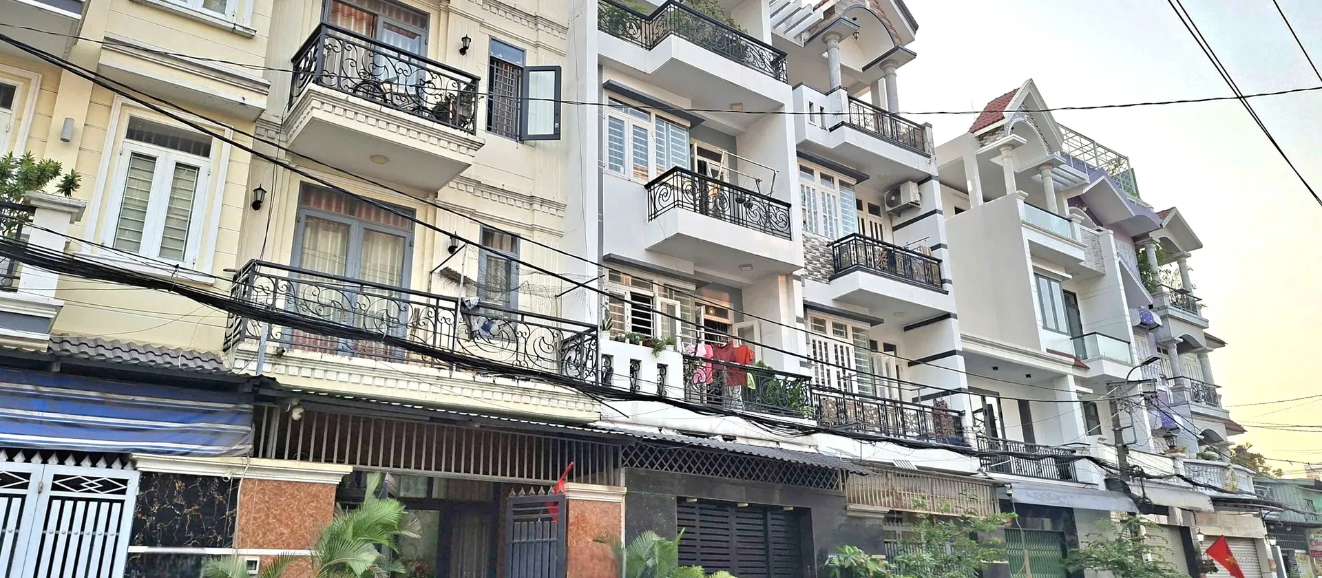 Bình Tân nhà 4 tầng mới đẹp, chỉ hơn 7ty, hẻm xe tải né... Bán nhà riêng tại Tân Tạo, Hồ Chí Minh 01