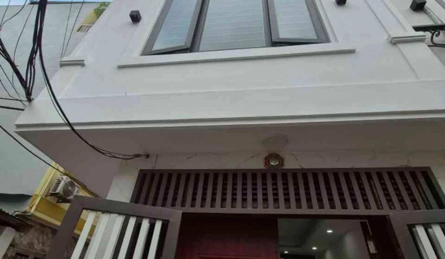 Nhà Lô Góc 5 Tầng Thanh Trì - Gần Trường, Ô Tô Đỗ Cổng... Bán nhà riêng tại Thanh Trì, Hà Nội 01