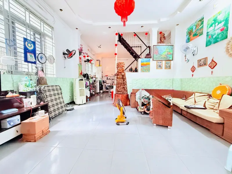 Nhà đẹp Tân Bình xe hơi đậu tận cửa, 3 tầng rộng rãi... Bán nhà riêng tại Tân Bình, Hồ Chí Minh 01