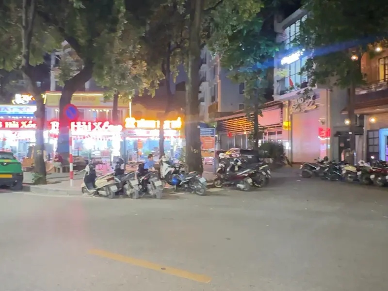 MP Di sản, Mặt tiền 17M siêu đẹp định danh cực tốt.Đã có GPXD khách sạn, hoặc đổi tuỳ mục đích!... Bán nhà mặt phố tại Hai Bà Trưng, Hà Nội 01