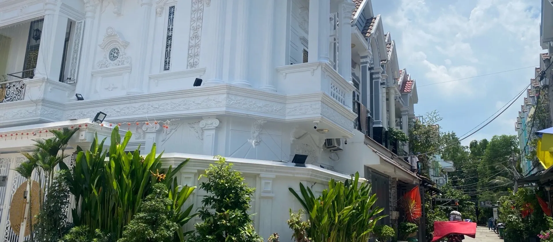 Cơ hội hiếm có sở hữu nhà tân cổ điển sang trọng tại Nhà Bè với giá tốt... Bán nhà riêng tại Nhà Bè, Hồ Chí Minh 01