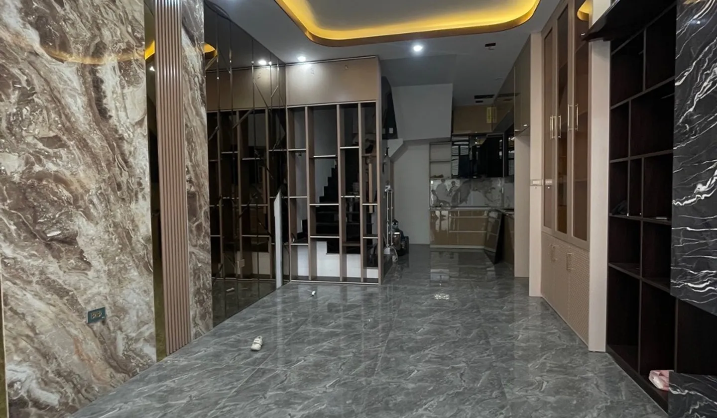Cơ hội hiếm có: Nhà 5 tầng ô tô đỗ cửa, giá chào giảm cực sốc tại Ngô Thì Nhậm - Phan Đình Giót... Bán nhà riêng tại Hà Đông, Hà Nội 01