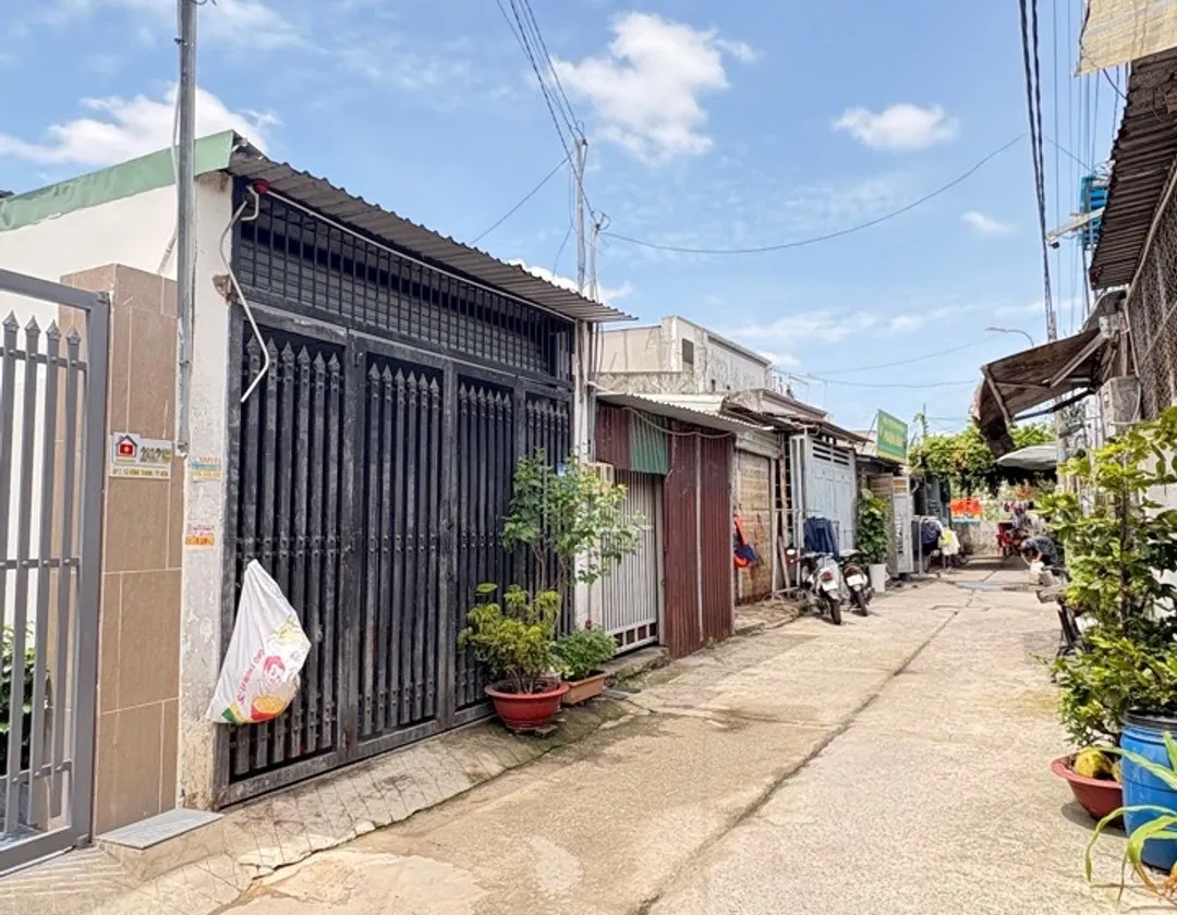 🔥 NHÀ ĐÔNG THẠNH HÓC MÔN - 4x18M - HẺM Ô TÔ - 2,75 TỈ (MBVB)... Bán nhà riêng tại Đông Thạnh, Hồ Chí Minh 01