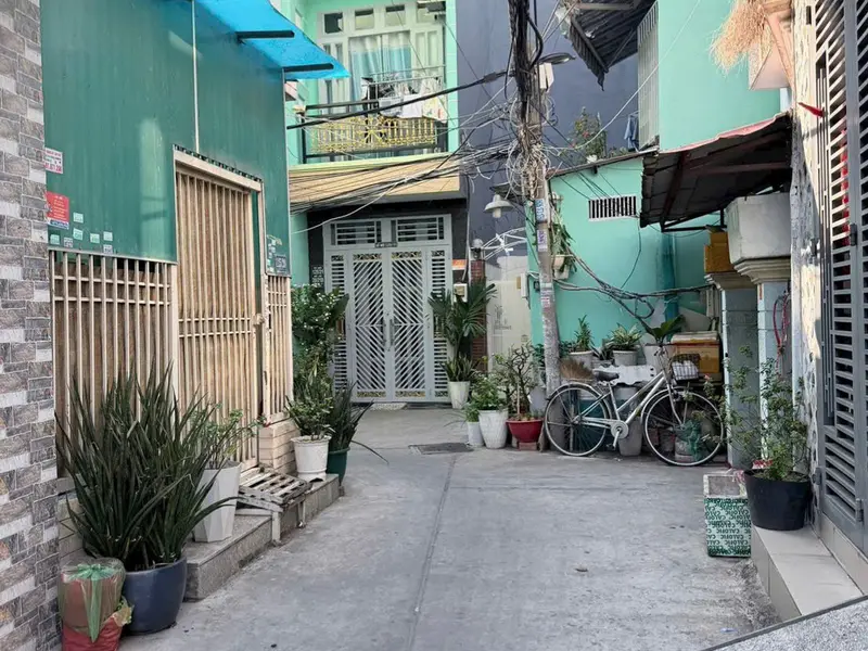 Bán nhà riêng 2 tầng 71,5m2 quận 8 phường Chánh Hưng hướng tây nam pháp lý rõ ràng... Bán nhà riêng tại Chánh Hưng, Hồ Chí Minh 01