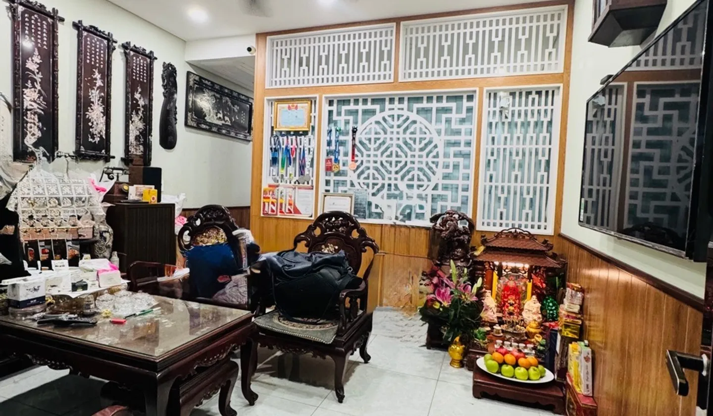 🏡SIÊU PHẨM NGUYỄN KIỆM PHÚ NHUẬN $ 4 .9 TỶ TL
👉DT:59.7 M( 3.9 ×16.65 )
| 3PN | 2WC | SÂN ĐỂ XE |... Bán nhà riêng tại Đức Nhuận, Hồ Chí Minh 01