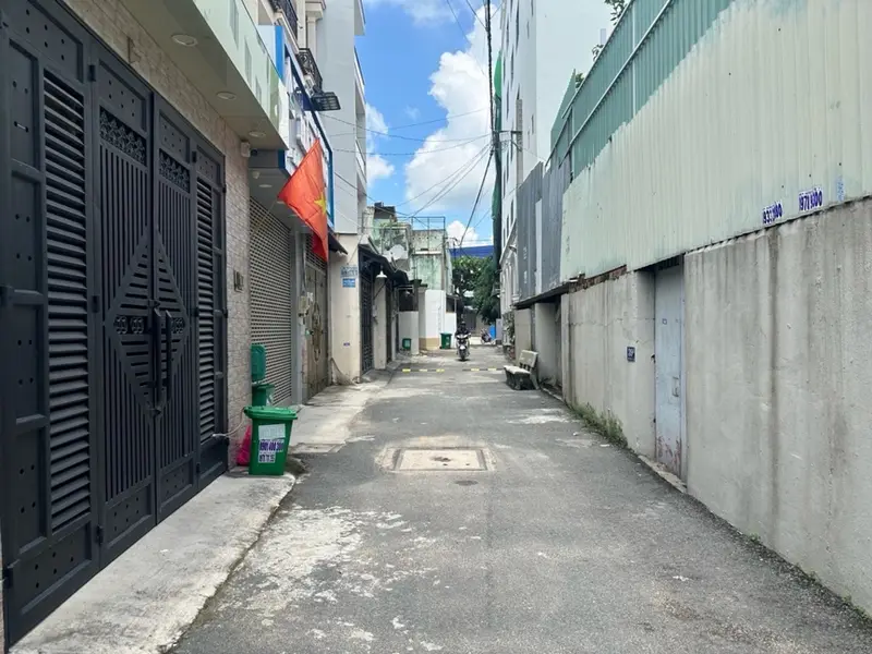 🔥 SÁT MẶT TIỀN NGUYỄN ẢNH THỦ Q– HẺM XE HƠI – 3 CĂN CHO THUÊ 16TR/THÁNG – ~100M² – CHỈ 6.2 TỶ 🔥... Bán nhà riêng tại Trung Mỹ Tây, Hồ Chí Minh 01