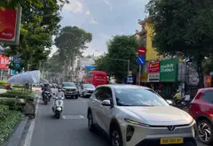 Căn nhà mặt phố đắt giá giữa lòng Quận 1, tiềm năng kinh doanh đỉnh cao... Bán nhà mặt phố tại Xuân Hòa, Hồ Chí Minh 02