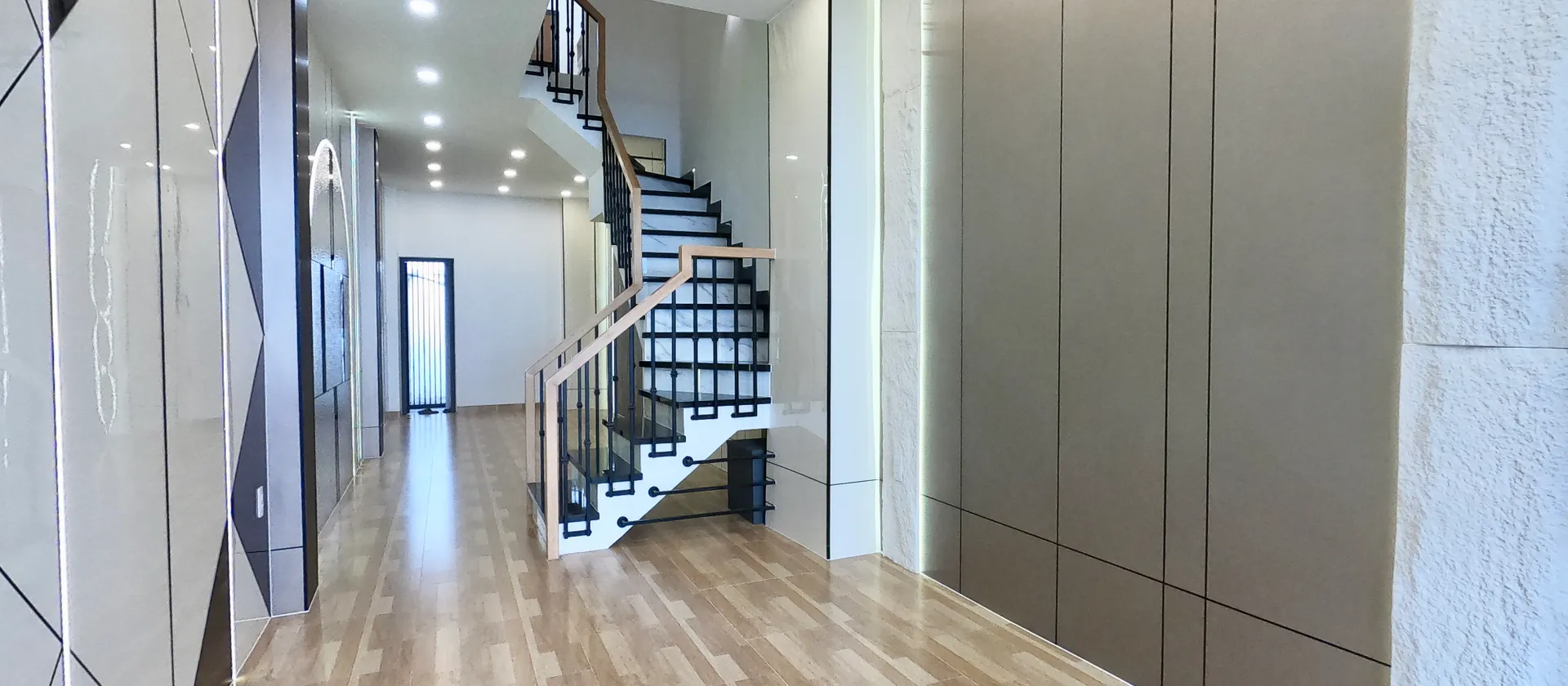 Nhà mới 6 tầng mặt tiền Phú Nhuận, vị trí kinh doanh tốt, 13.4 tỷ còn TL... Bán nhà mặt phố tại Cầu Kiệu, Hồ Chí Minh 01