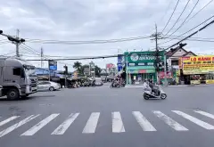 Nhà mặt phố ba mặt tiền diện tích rộng tại Phước Thạnh, Củ Chi... Bán nhà mặt phố tại Thái Mỹ, Hồ Chí Minh 02