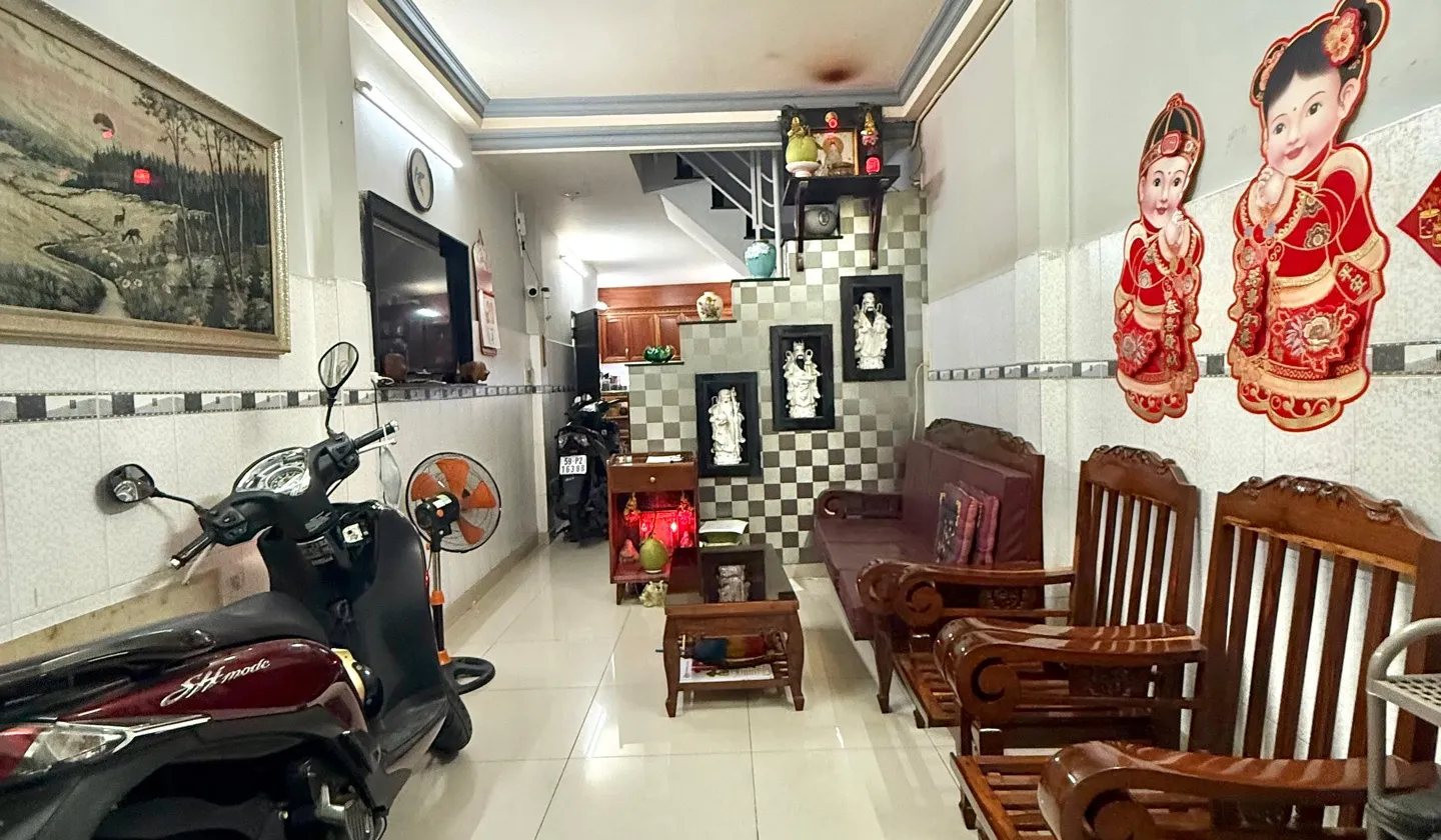 TÂN BÌNH - HẺM VIP THÔNG 373 LÝ THƯỜNG KIỆT - 2 TẦNG BTCT - XE HƠI TẬN CỬA... Bán nhà riêng tại Tân Hòa, Hồ Chí Minh 01