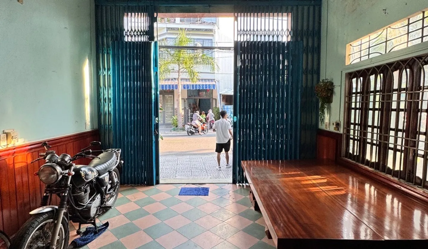 Nhà mặt phố kinh doanh sầm uất, trung tâm quận Thanh Khê, 102m², giá hợp lý... Bán nhà mặt phố tại Thanh Khê, Đà Nẵng 01