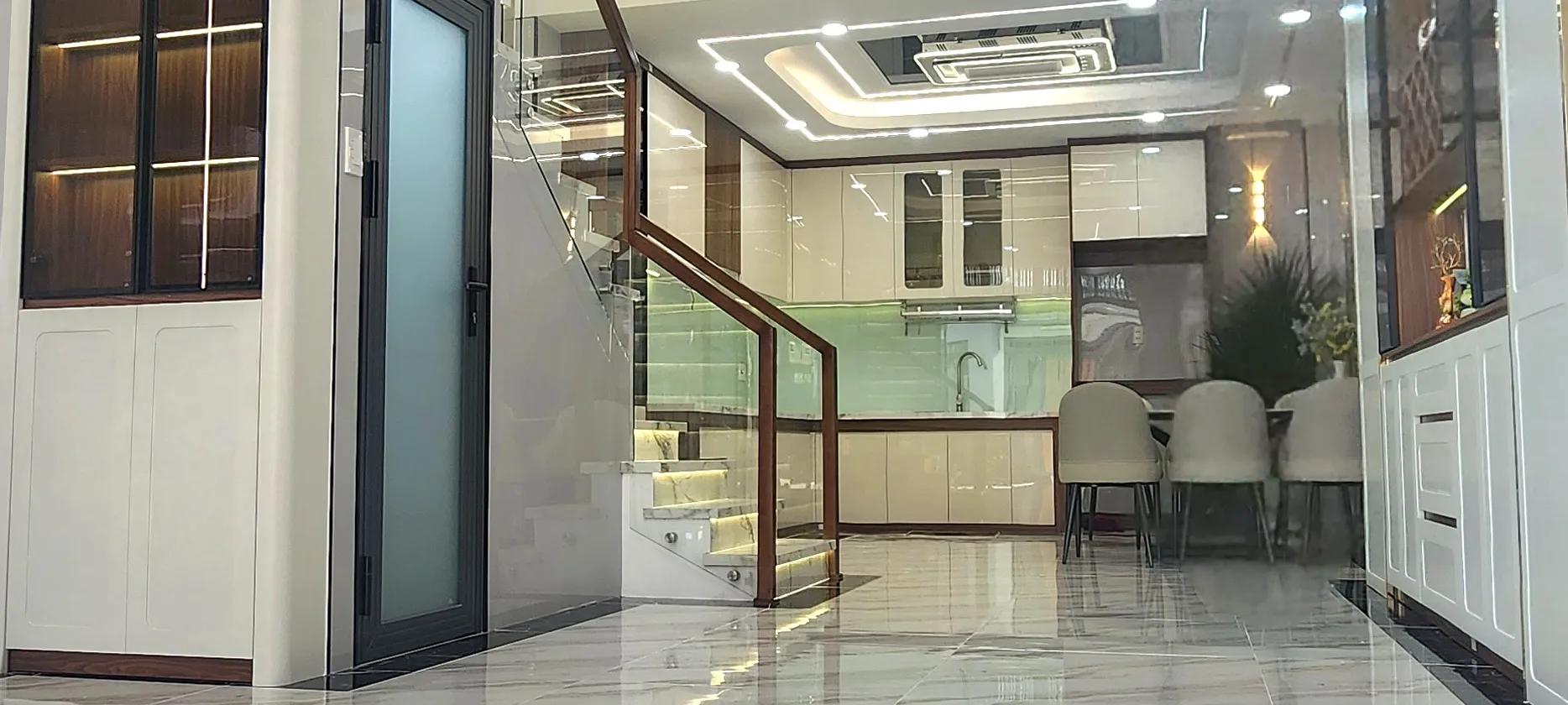 SIÊU PHẨ.M NHÀ ĐẸP HUƠ.G LỘ - KHU ĐỒNG BỘ - Ở NGAY - DTSD 250M2 - CHỈ 7x$... Bán nhà riêng tại Bình Trị Đông, Hồ Chí Minh 01
