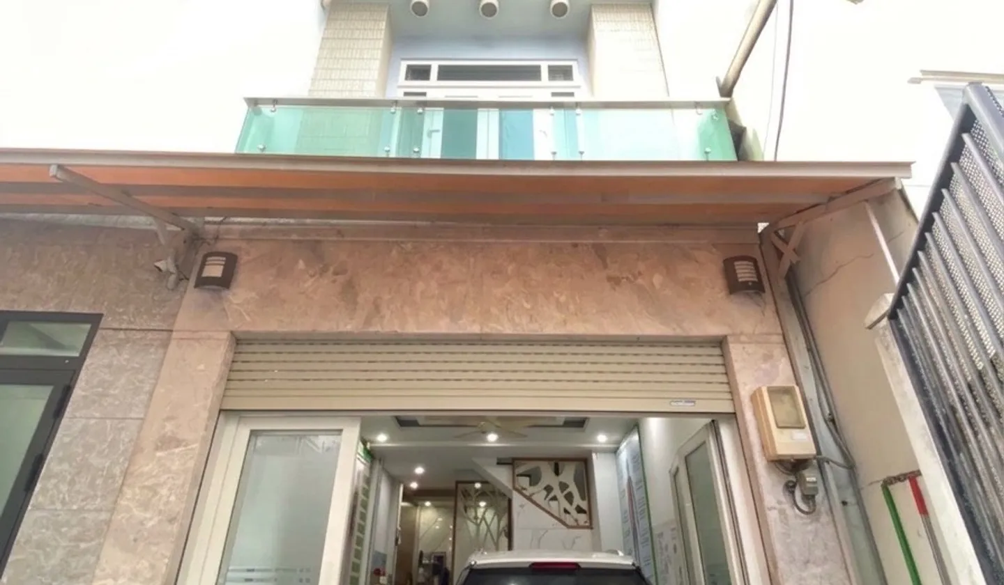 Bán nhà 4 tầng ,nguyễn văn công ,42.5m2 tại phường Hạnh Thông, giá 11.5 tỷ... Bán nhà riêng tại Hạnh Thông, Hồ Chí Minh 01