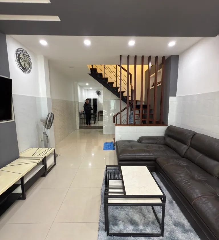 Bán nhà riêng 2 tầng hẻm xe hơi Phường 10 Tân Bình 44m2 ngang 4m... Bán nhà riêng tại Bảy Hiền, Hồ Chí Minh 01