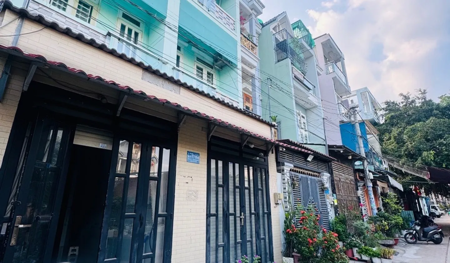Bán nhà riêng 4 tầng khu dân cư Vĩnh Lộc, Bình Tân, hẻm nhựa 8m, giá 3.3 tỷ... Bán nhà riêng tại Bình Tân, Hồ Chí Minh 01