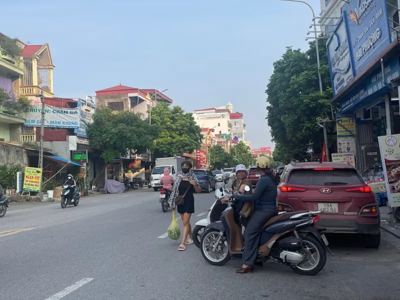 NHÀ GẦN MẶT ĐƯỜNG NGUYỄN TRÃI -LÔ GÓC - DÒNG TIỀN 5 TR/ THÁNG .giá nhỉnh 4 tỷ... Bán nhà riêng tại Võ Cường, Bắc Ninh 01
