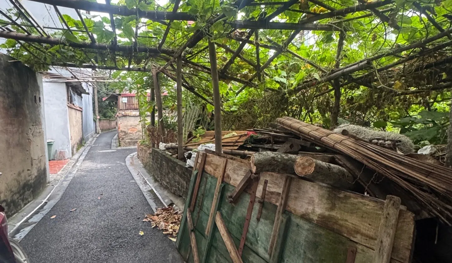 🔥 KHU ĐÔNG( VIỆT HÙNG )– ĐÔNG ANH- HÀ NỘI 🔥
🏡 Diện tích: 98m², full thổ cư, mặt tiền 5,1m... Bán đất tại Đông Anh, Hà Nội 01