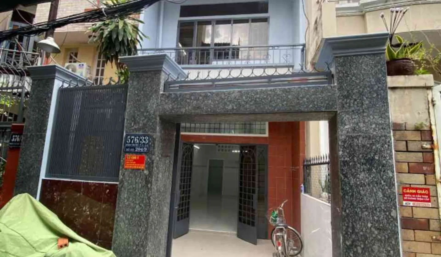 Nhà Đẹp Quận 4 - Sống Sang Chảnh, Tiện Nghi Hiện Đại... Bán nhà riêng tại Khánh Hội, Hồ Chí Minh 01