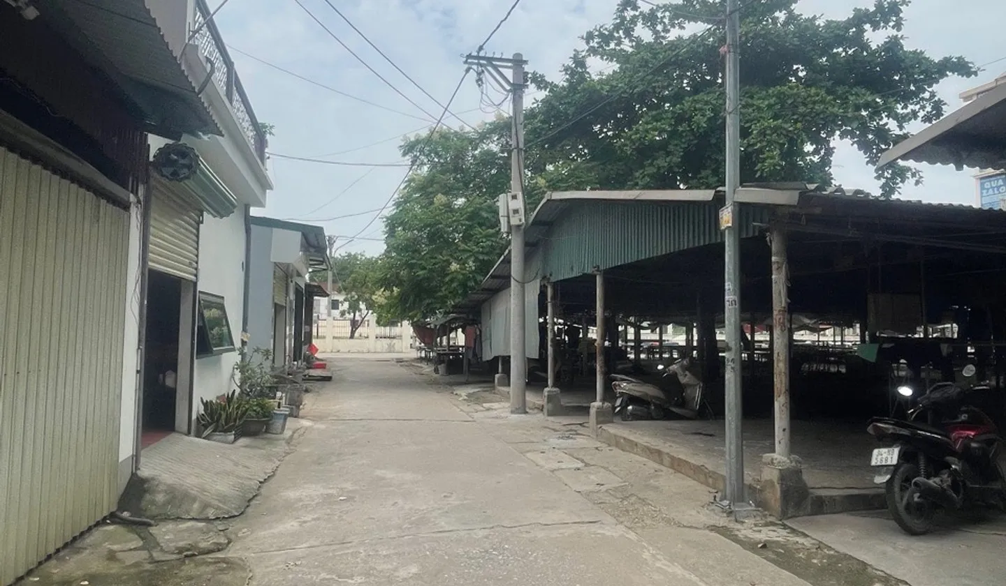 Nhà 4 tầng view chợ Chi Đông - Ô tô đỗ cửa, kinh doanh tuyệt vời... Bán nhà riêng tại Quang Minh, Hà Nội 01