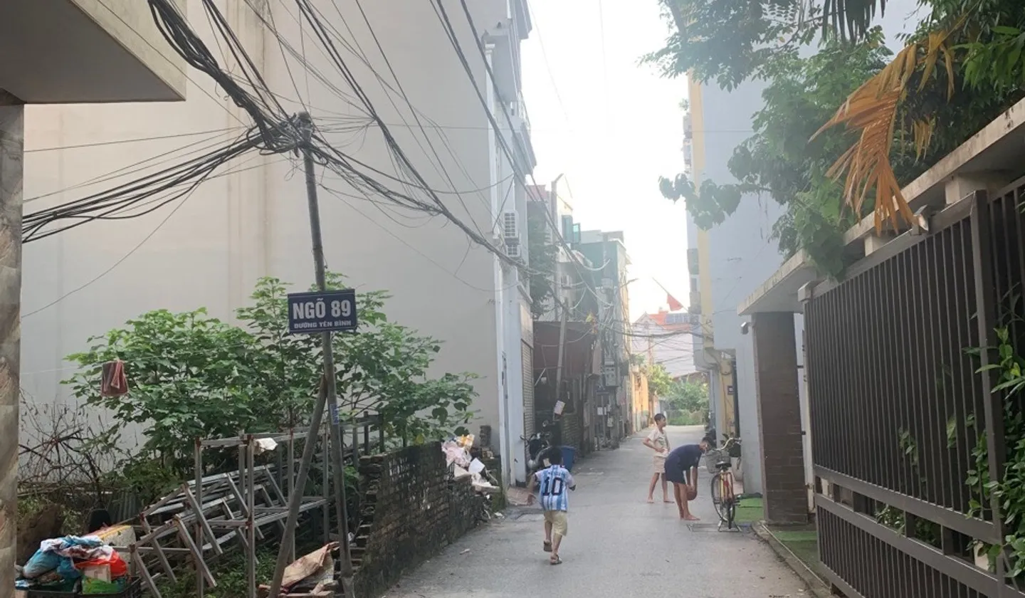 YÊN NGHĨA - HÀ ĐÔNG
Cơ Hội Sở Hữu Nhà 5 Tầng Ô Tô Đỗ Cổng Gần Mặt Phố, Ngõ Thoáng Hiếm Có... Bán nhà riêng tại Yên Nghĩa, Hà Nội 01