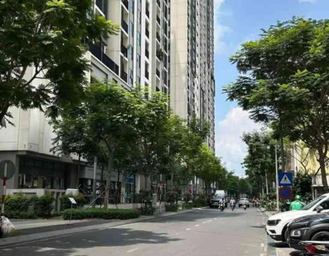 Chì 14 Tỳ Nhú Có 111m2 (4.65m x 24m) Nhà 2 Tầng, Hai Mặt Hẻm, Tiện Xây CHDV, Khu Hado Centr Quận 10... Bán nhà riêng tại Hòa Hưng, Hồ Chí Minh 01