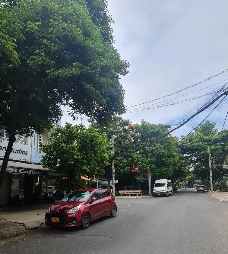 Nhà riêng 2 tầng mặt tiền rộng 5.8m tại phường Hòa Thạnh, Quận Tân Phú... Bán nhà riêng tại Tân Phú, Hồ Chí Minh 01