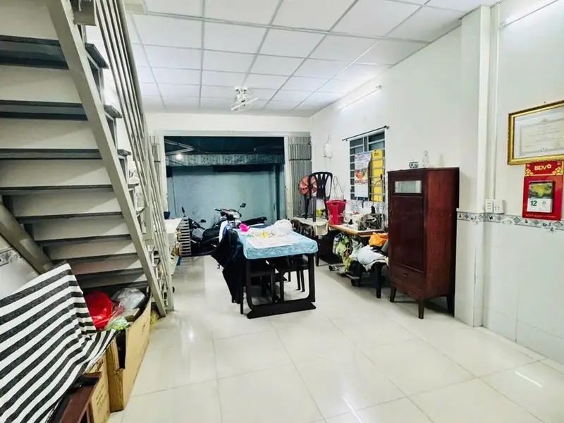 Bán nhà riêng 2 tầng diện tích 40m² tại phường Tân Sơn Nhì, quận Tân Phú, giá 3.7 tỷ... Bán nhà riêng tại Tân Sơn Nhì, Hồ Chí Minh 01