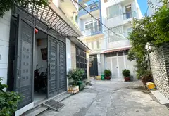 Ngay trường ĐH - lê Trọng Tân - 4.5x13.5 - hẻm thông 4m XH đỗ cửa - 2 tầng - bancon thoáng sáng... Bán nhà riêng tại Tây Thạnh, Hồ Chí Minh 01