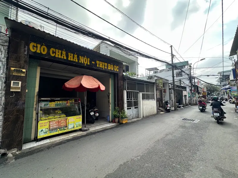 Nhà mặt tiền kinh doanh tại Thủ Đức, giá 8.5 tỷ đồng... Bán nhà mặt phố tại Tăng Nhơn Phú, Hồ Chí Minh 01