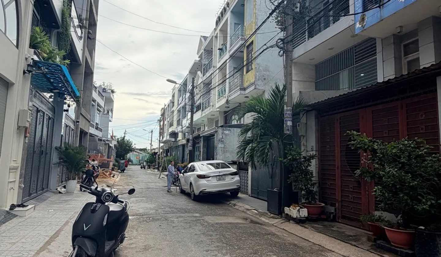 Nhà Phân Lô Đông Hưng Thuận 02 – Đẳng Cấp Sống Riêng Tư giữa Trung Tâm Sầm Uất... Bán nhà riêng tại Đông Hưng Thuận, Hồ Chí Minh 01