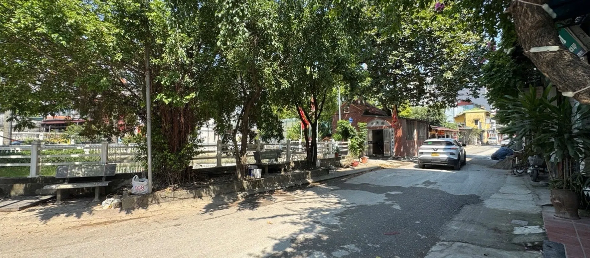 Bán đất thổ cư phường Long Biên, Hà Nội, mặt tiền rộng, gần quy hoạch đường lớn... Bán đất tại Long Biên, Hà Nội 01