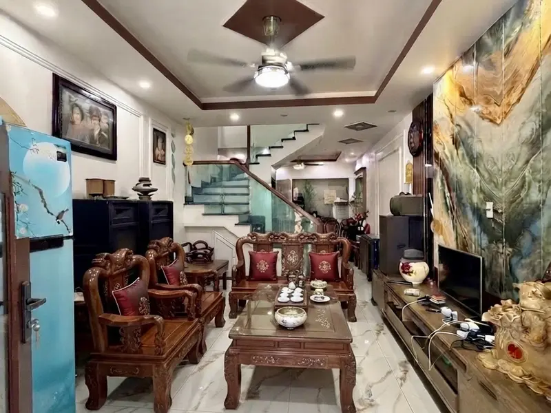 Nhà 45m2 Phạm Hữu Điều giá 3,8 tỷ 10m ra ô tô tránh... Bán nhà riêng tại An Biên, Hải Phòng 01