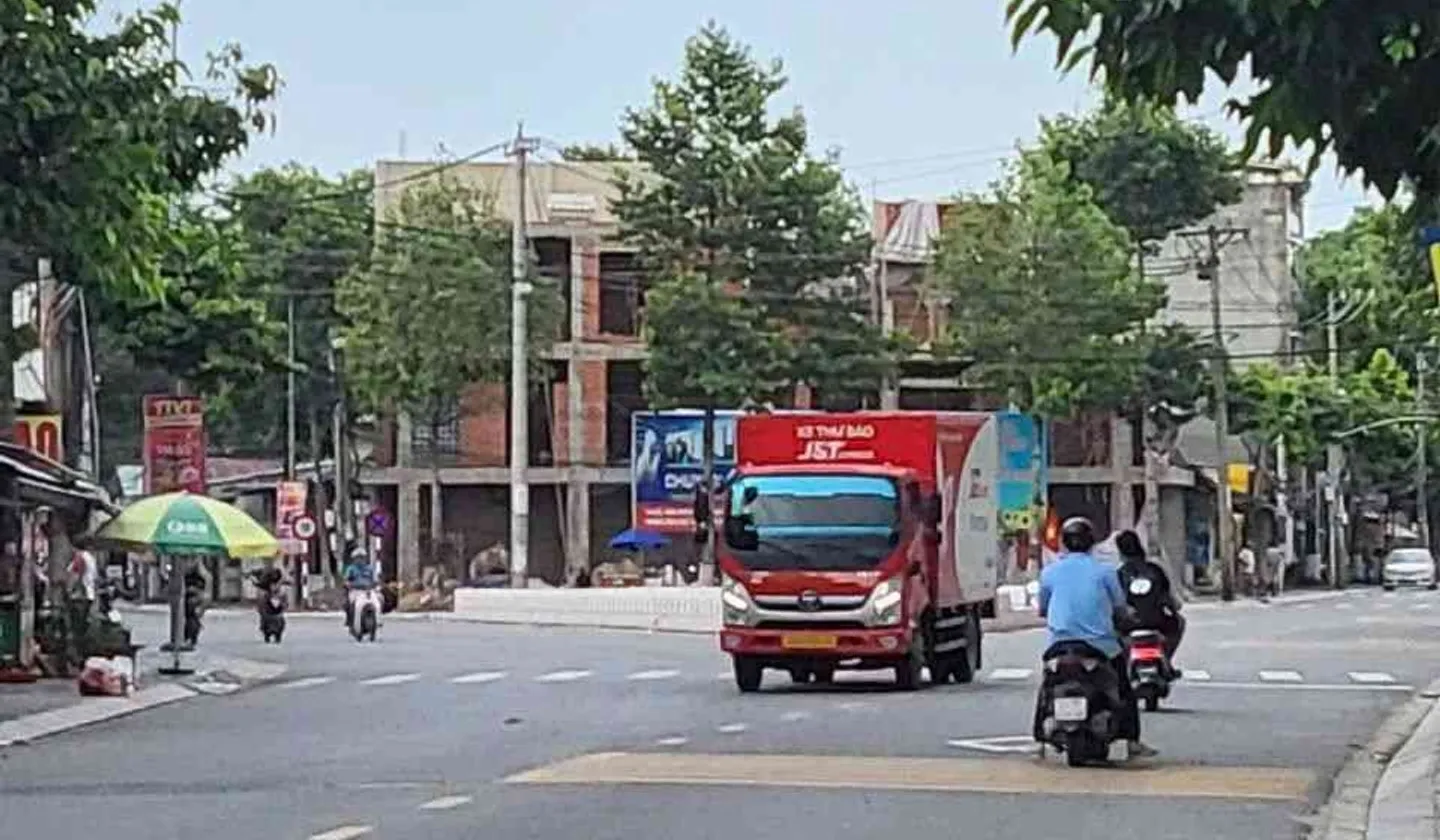 Nhà riêng Nguyễn Công Hoan giá sốc, cơ hội có một không hai... Bán nhà riêng tại Đông Hòa, Hồ Chí Minh 01
