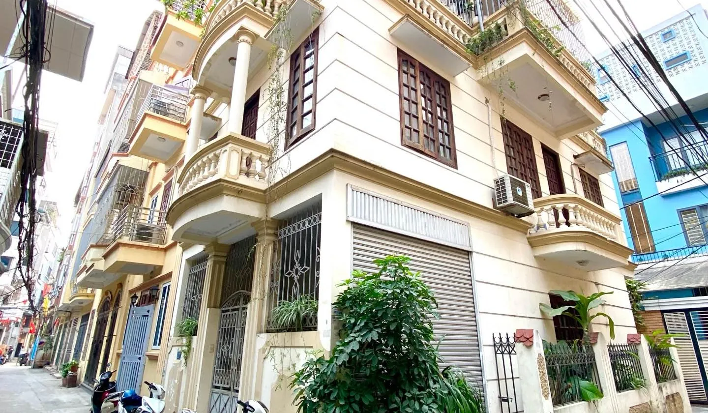 Nhà góc lô sang trọng tại Phường Cầu Giấy, Hà Nội... Bán nhà riêng tại Cầu Giấy, Hà Nội 01