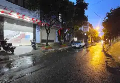 Bán nhà mặt phố Văn Phúc Văn La 6 tầng, Vỉa Hè Ôto kinh doanh tốt giá 12.6 tỷ... Bán nhà mặt phố tại Kiến Hưng, Hà Nội 01