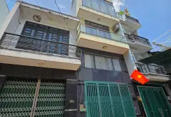 BÁN NHÀ ĐƯỜNG PHẠM ĐĂNG GIẢNG BÌNH TÂN. GIÁP TÂN PHÚ. GIẢM CHÀO . HẺM XE HƠI TRÁNH NHAU.... Bán nhà riêng tại Bình Hưng Hòa, Hồ Chí Minh 05
