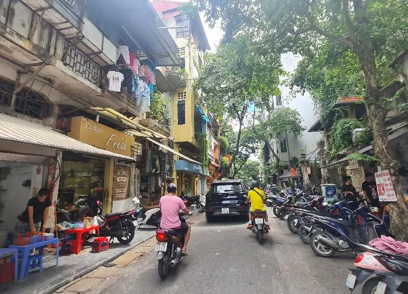 Bán biệt thự pháp cổ mặt phố Chân Cầm diện tích 530m2 MT 12m giá 318 tỷ... Bán nhà mặt phố tại Hoàn Kiếm, Hà Nội 01