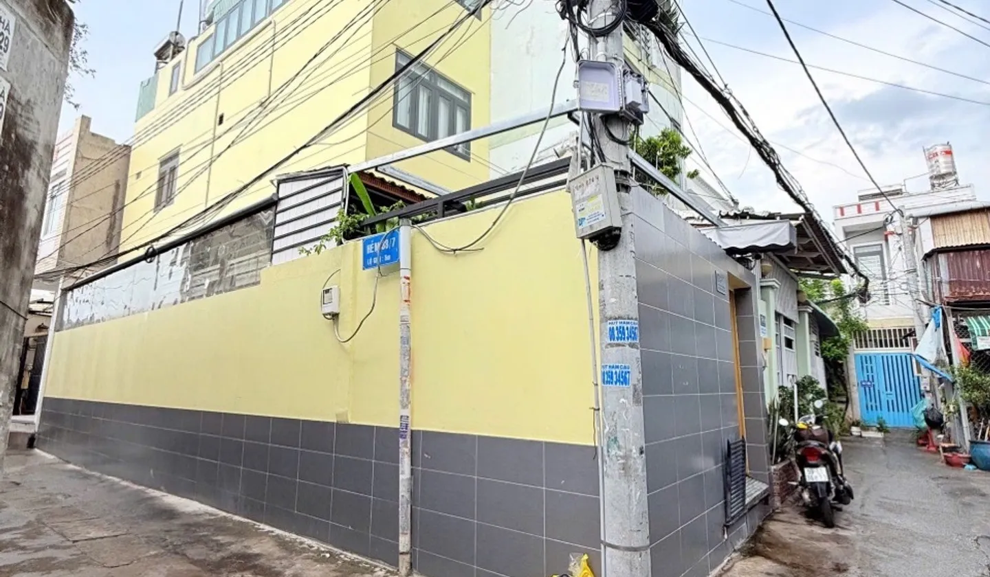 Cơ Hội Sở Hữu Nhà Lô Góc 3 Tầng Gần Quận 7 Với Giá Hợp Lý... Bán nhà riêng tại Nhà Bè, Hồ Chí Minh 01