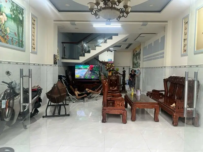 Bán nhà riêng 3 tầng diện tích 88m² tại phường Tân Thới Nhất, Quận 12, hẻm ô tô, giá 7.6 tỷ... Bán nhà riêng tại Đông Hưng Thuận, Hồ Chí Minh 01