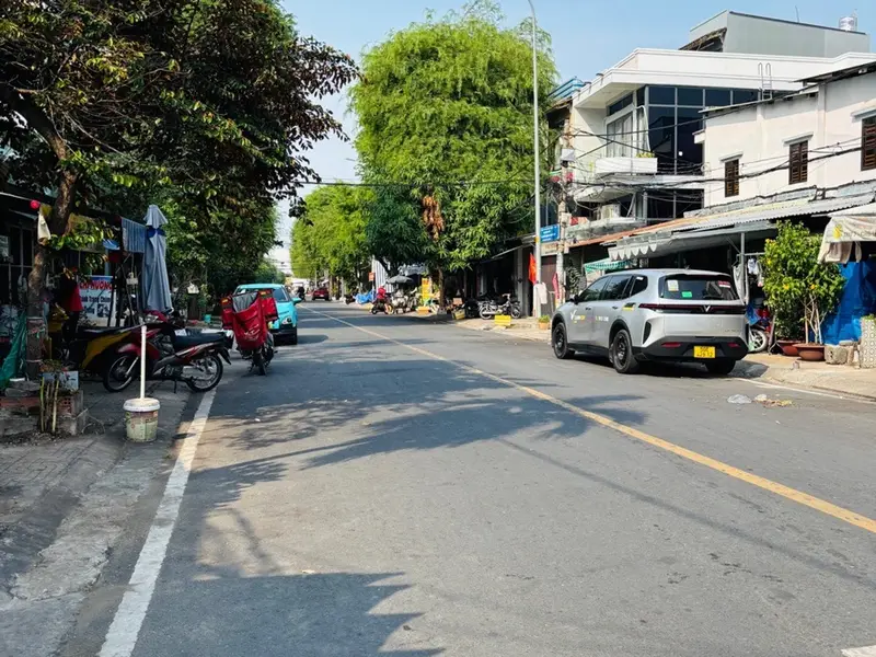Bán nhà mặt phố phường Phú Định, Quận 8 - diện tích 69m², mặt tiền rộng 5,2m, phù hợp kinh doanh... Bán nhà mặt phố tại Phú Định, Hồ Chí Minh 01