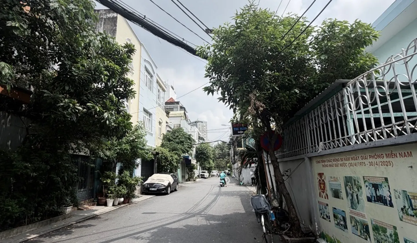 Bán nhà mặt phố 4 tầng gần sân bay Tân Sơn Nhất, P. Tân Sơn Nhất... Bán nhà mặt phố tại Tân Sơn Nhất, Hồ Chí Minh 01