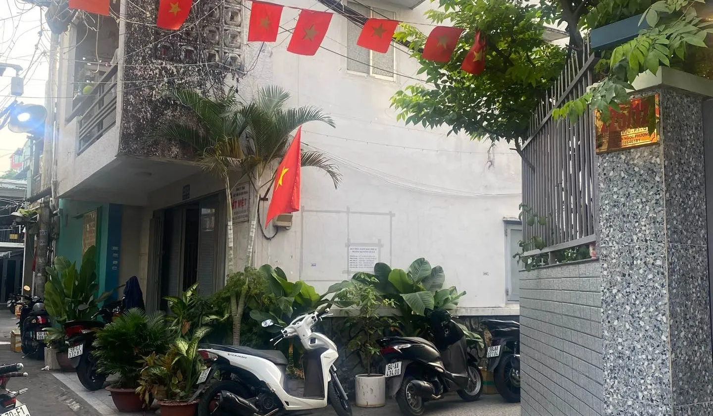 Bán nhà riêng 3 tầng tại phường Chánh Hưng, Quận 8, diện tích 47m², giá 5.2 tỷ VNĐ... Bán nhà riêng tại Chánh Hưng, Hồ Chí Minh 01