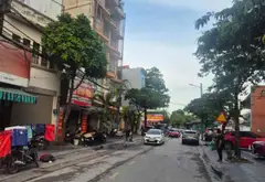 - Thịnh Liệt, ô tô đỗ cửa, sổ đỏ chính chủ... Bán nhà riêng tại Tương Mai, Hà Nội 02