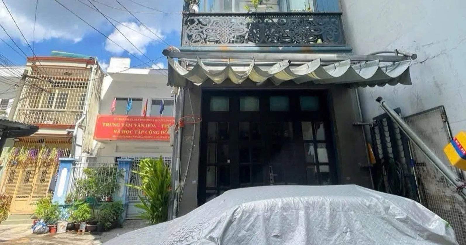 👉TÂN BÌNH GẦN CHỢ PHẠM VĂN HAI $ 5.7 TL
👉DT: 4 x7.7
👉4 TẦNG - 30M2 -3PN- HXH
👉kết cấu: Trệt, 3... Bán nhà riêng tại Tân Sơn Hòa, Hồ Chí Minh 01