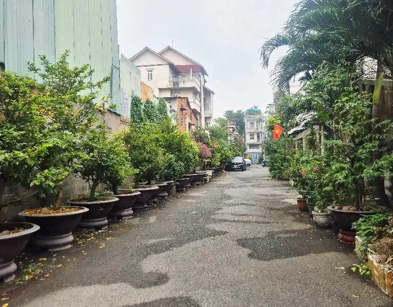 Căn nhà siêu to 23 phòng ngay Thủ Đức, full nội thất, chờ thang máy... Bán nhà riêng tại Linh Xuân, Hồ Chí Minh 01