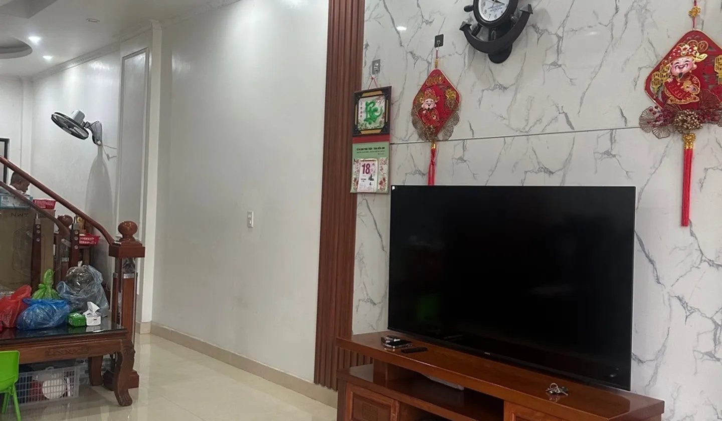 Nhà riêng hai mặt tiền tại khu vực Lê Thánh Tông, Hải Phòng... Bán nhà riêng tại Ngô Quyền, Hải Phòng 01
