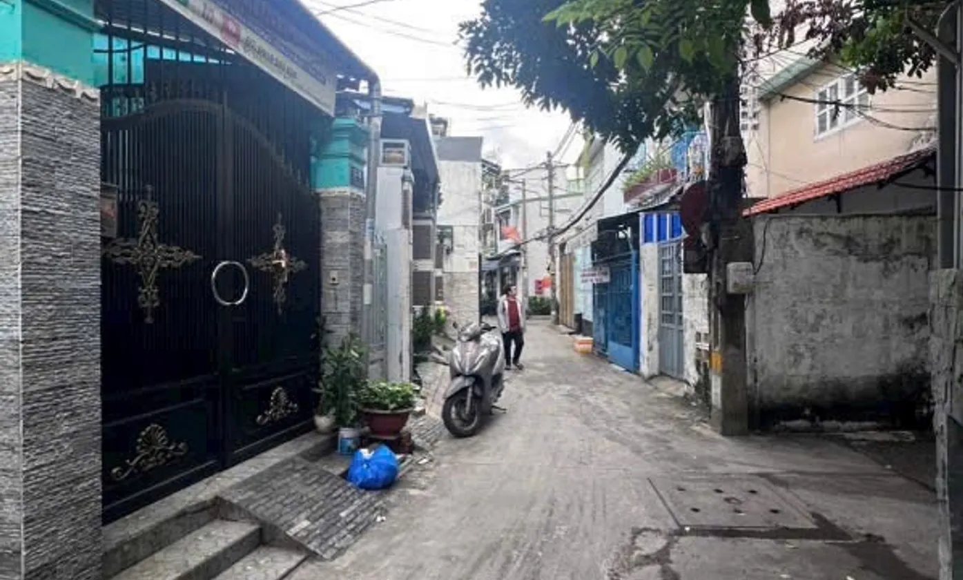 - Khu vực trung tâm, gần ngã 5 chuồng cún, chợ Gò Vấp, Cityland, sân bay 5p, trường đại học, tiện... Bán nhà mặt phố tại Hạnh Thông, Hồ Chí Minh 01